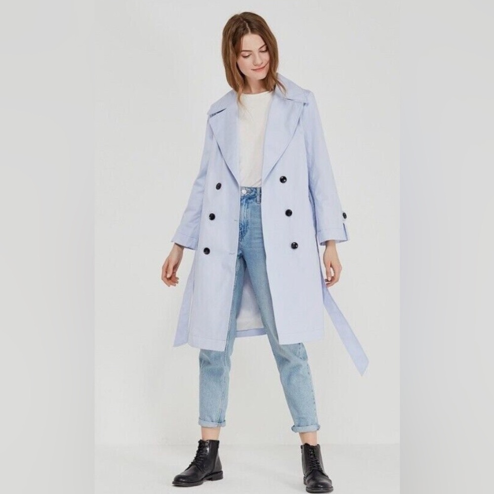 Banana Republic Water-Resistant Modern Trench Coat in Blue. Size Medium - Picture 3 of 12